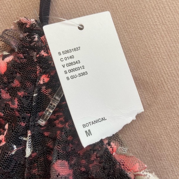 NWT floral lace bra top - Picture 3 of 5